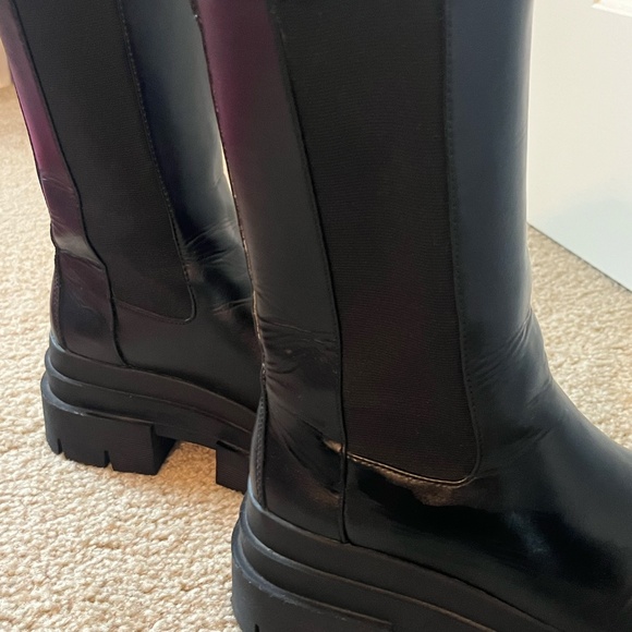 Black Boots - Picture 2 of 3